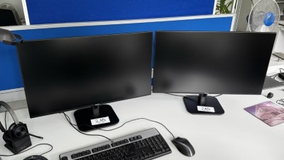 1 PC Dell (ohne Festplatte) mit 2 Widescreen-TFT-Monitoren Philips, 27 Zoll